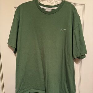 Vintage Nike Embroidered Swoosh T Shirt Olive Green Size Large